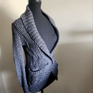 GUESS knitted cardigan sweater